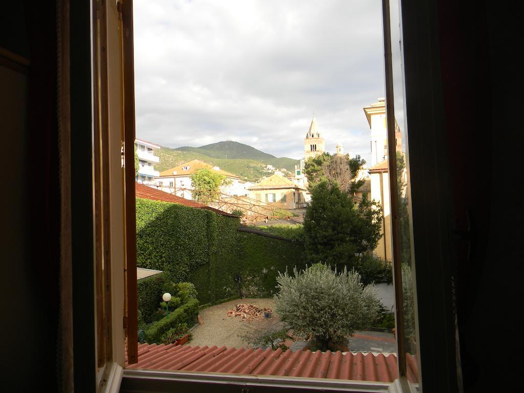 Vecchie Mura Varazze Extérieur photo
