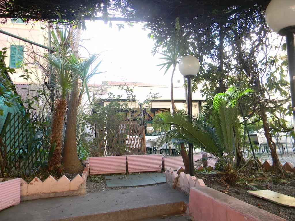 Vecchie Mura Varazze Extérieur photo